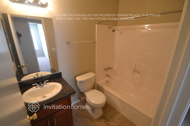 Foto del edificio - 3212 Cinnabar Ct