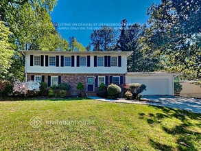 Building Photo - 3820 Cline Dr SE