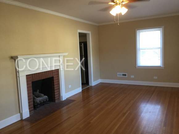 Foto del edificio - 924 Floyd Ln