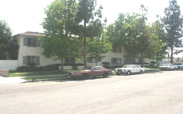 Building Photo - 8012 7th St