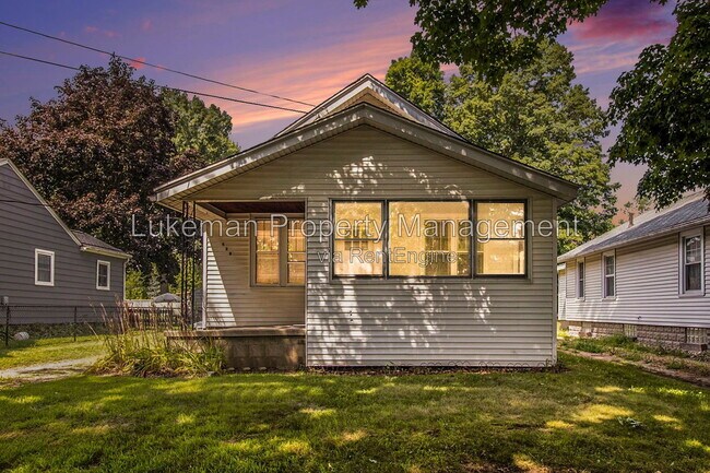 Foto del edificio - 539 Gayle Ave