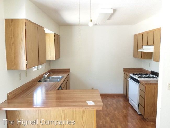 Building Photo - 3 br, 2 bath House - 849 Redwood Blvd.