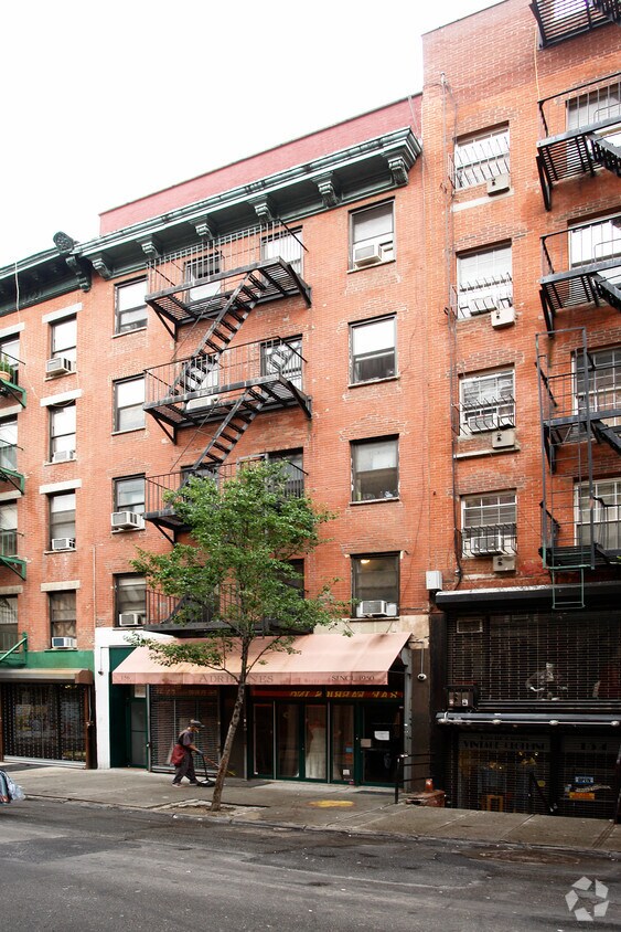 Foto del edificio - 156 Orchard St