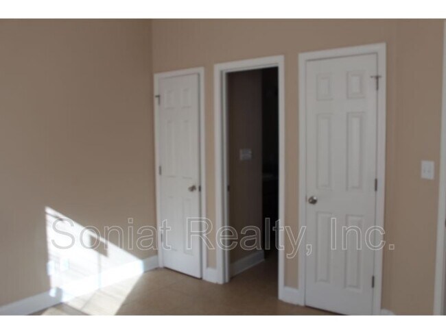 Foto del edificio - 7900 Redfish St