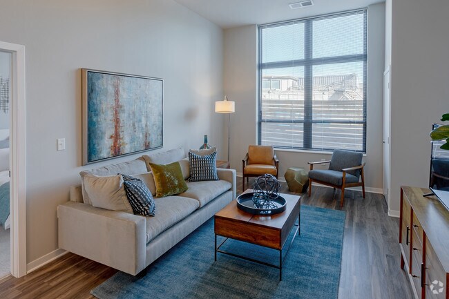 2HAB, 2BA - Bowie - Venue on 78th