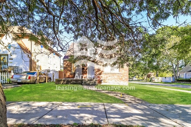 Building Photo - 4604 Bedford St