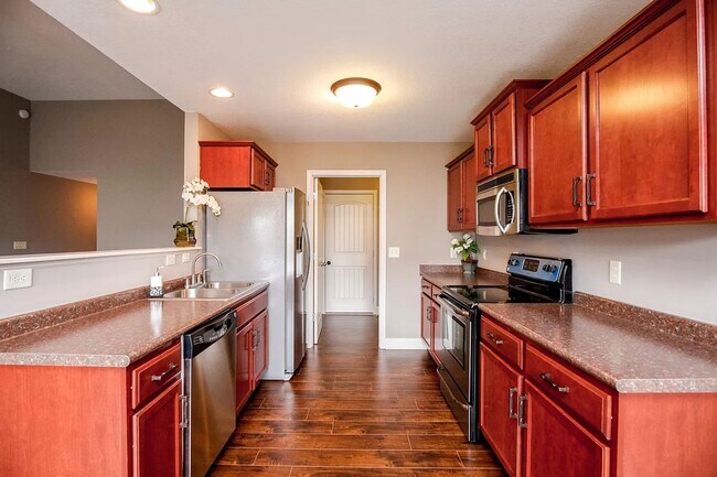 Foto del edificio - 3 Bedroom 2 Bathroom Home!