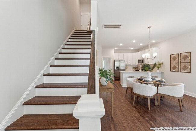 Foto del edificio - 274 Pinewind Wy