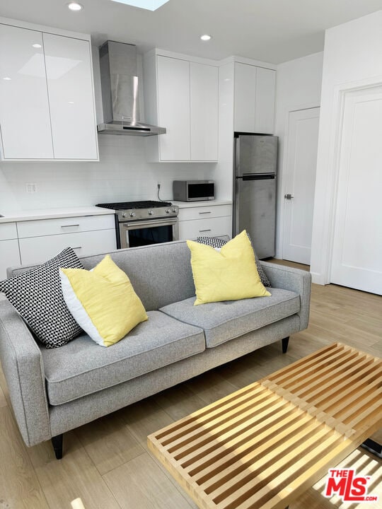 Building Photo - 2650 Tilden Ave