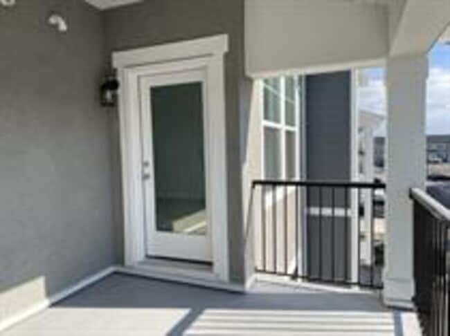 Building Photo - 434 N 360 W