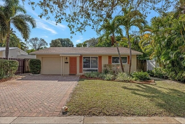 Photo - 830 SW 18th St House