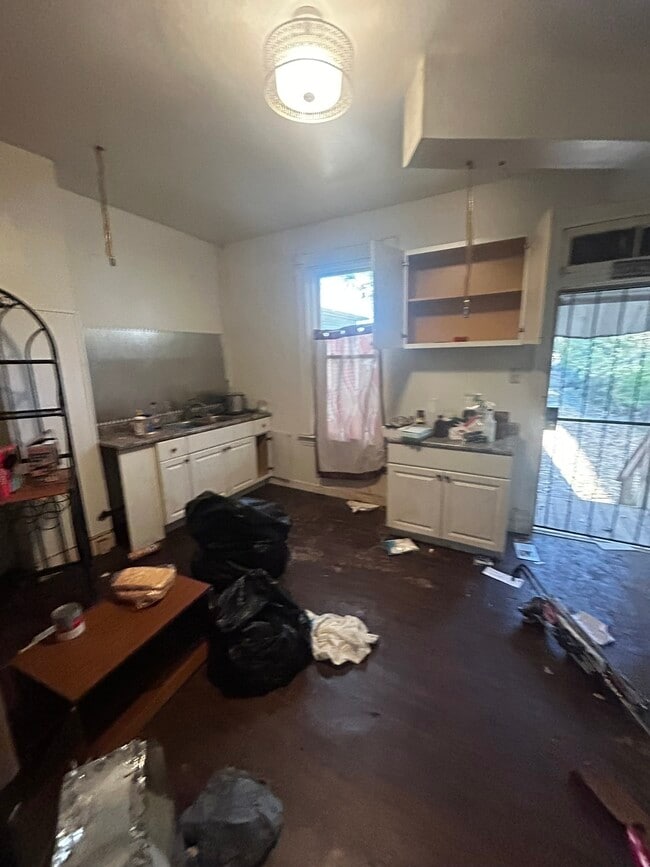 Photo - 8564 N Broadway House