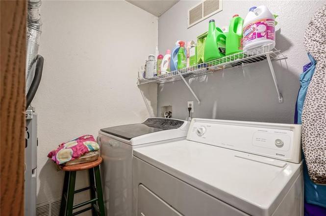 Foto principal - 1421 Lynnwood Dr