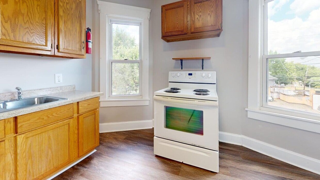 Foto principal - 1074 Johnston St