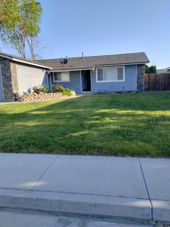 1336 Lindsay Lane House for Rent in Carson City, NV