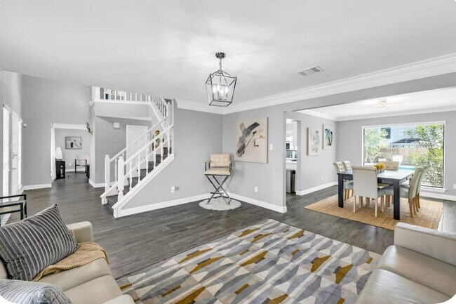 Foto del edificio - 7606 Magnolia Shadows Ln