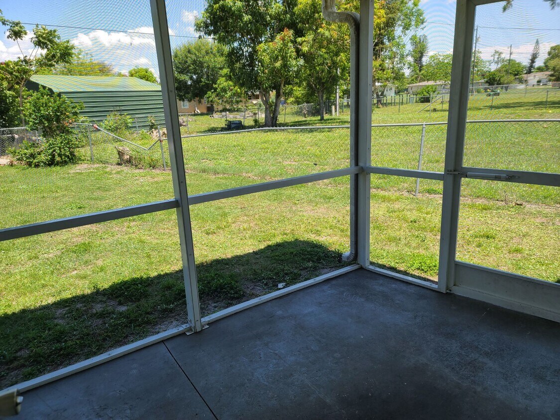 Foto principal - 22 Homestead Rd N