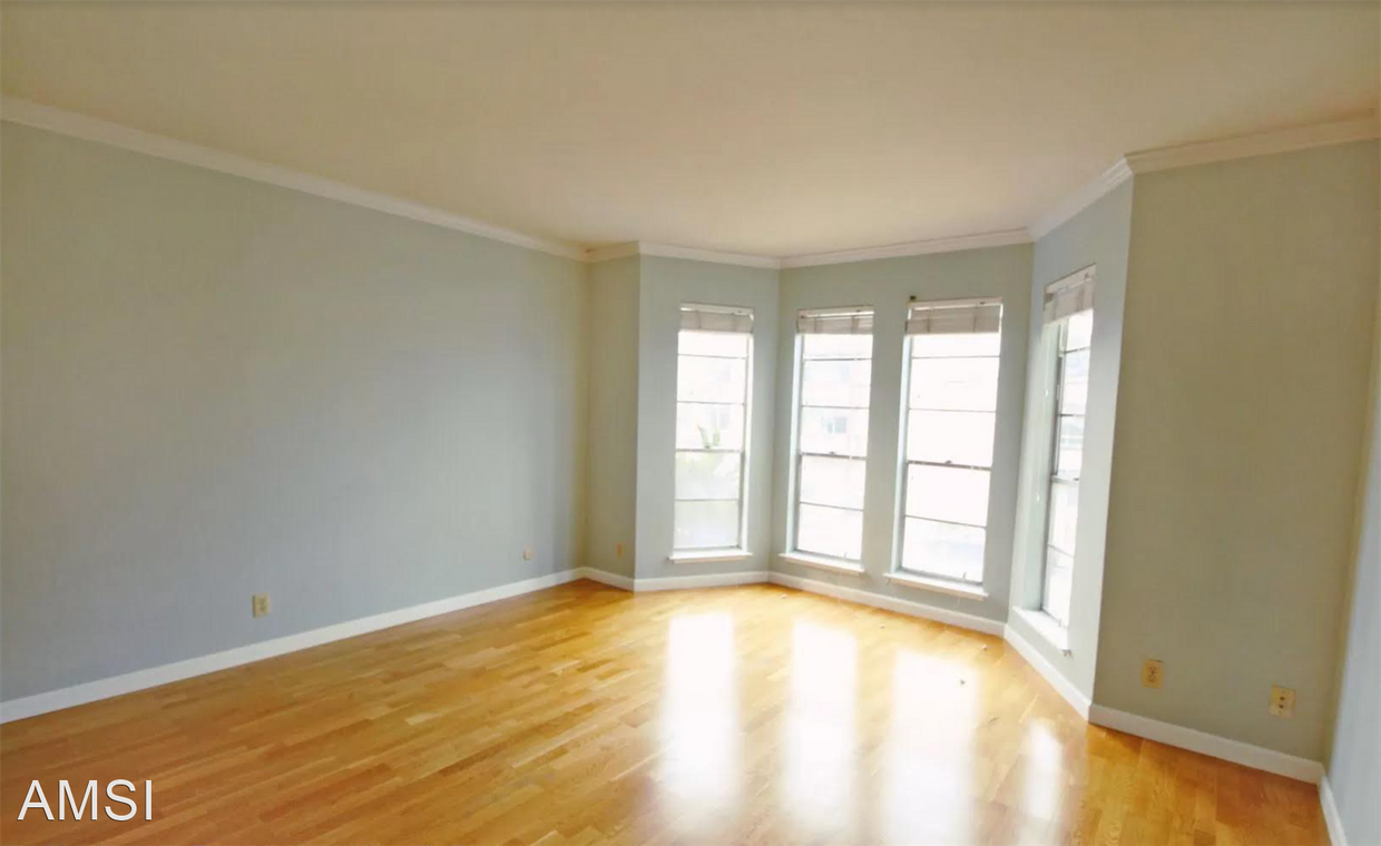 Primary Photo - 3 br, 2 bath House - 500 Vernon Street