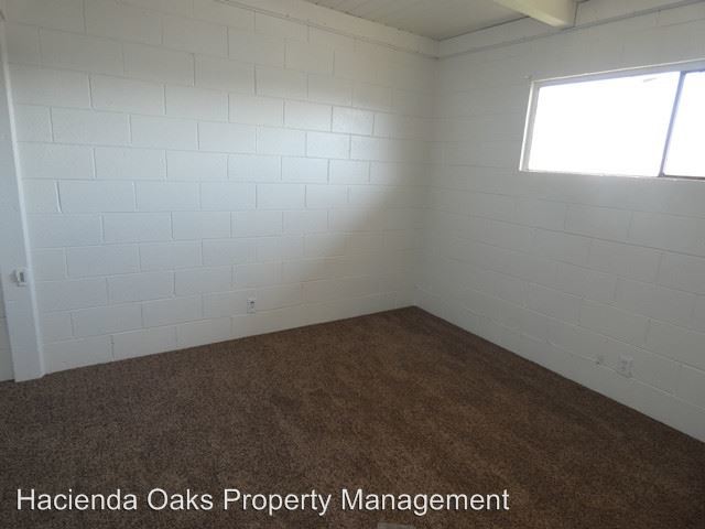 Building Photo - 1000 W Fesler St