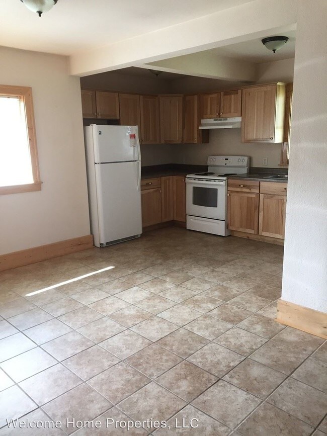 Building Photo - 2 br, 1 bath House - 410 2nd St SE