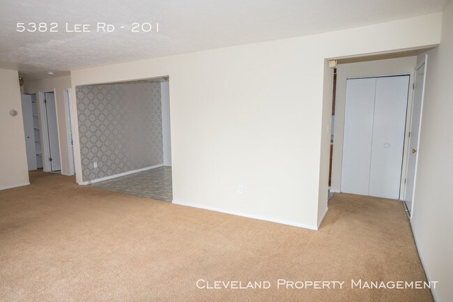Building Photo - Two Bedroom Condo