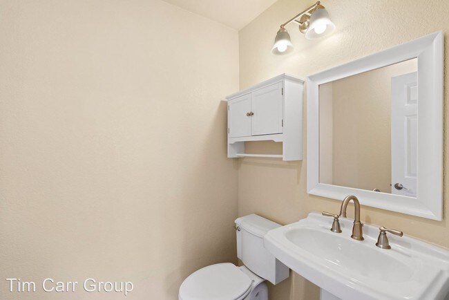 Building Photo - 2 br, 2.5 bath House - 2516 Alder Lane