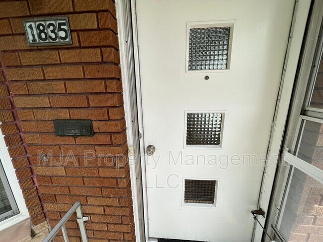 Foto del edificio - 1835 S 1800 E