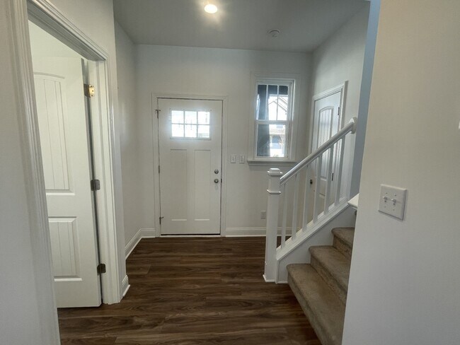 Foto del edificio - 7003 Pickett Pl