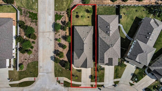 Building Photo - 15623 Red Panda Rd