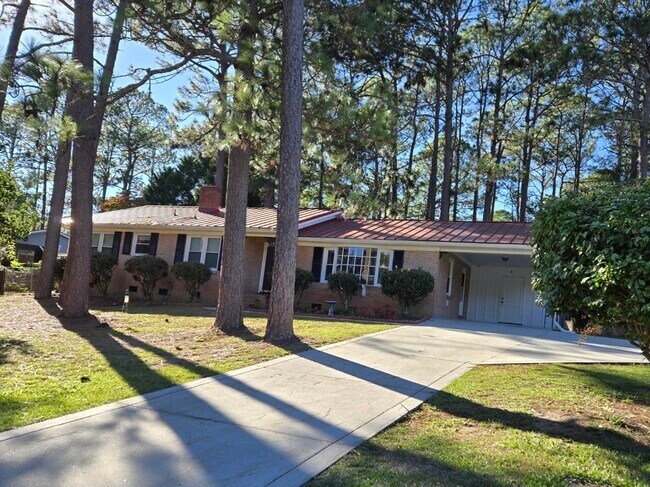 Foto del edificio - 741 Galloway Dr