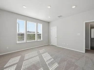 Building Photo - 1020 Vista View Dr
