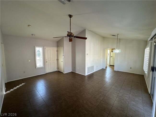 Building Photo - 3001 Lotus Hill Dr