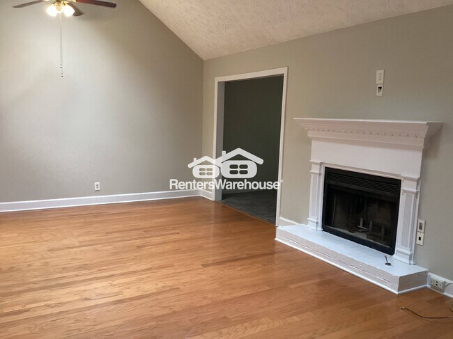 Foto del edificio - 7908 Briar Villa Pl