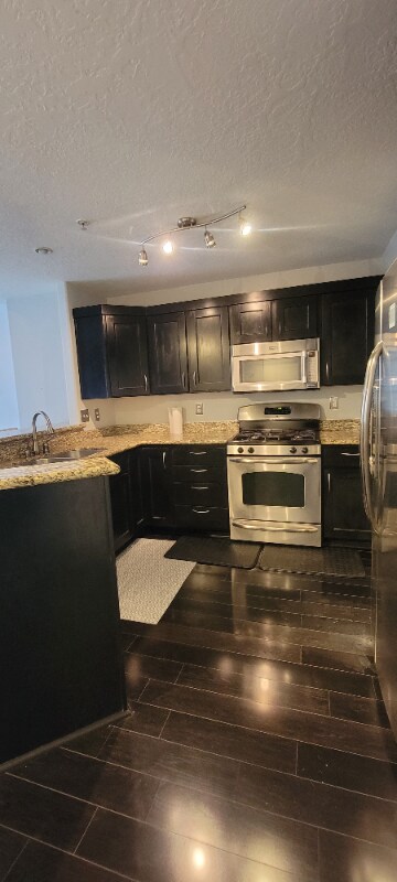 Foto del edificio - 4276 S Main St