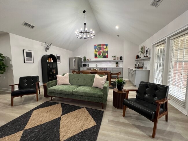 Building Photo - The Parker at One25