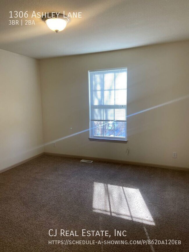 Foto del edificio - 1306 NW Ashley Ln