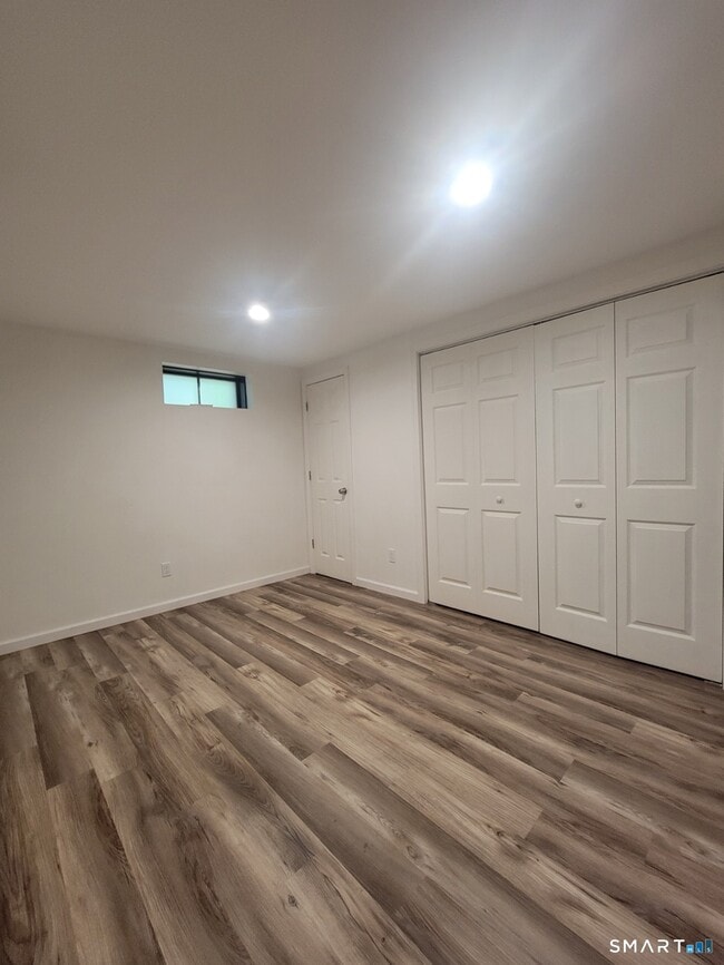 Building Photo - 63 Boyer St