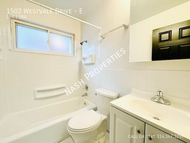 Building Photo - 1502 Westvale Dr