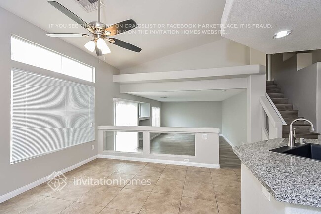 Building Photo - 8764 Country View Ave