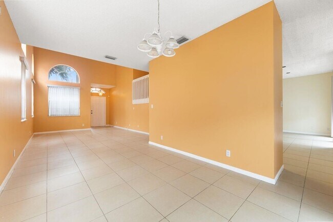 Foto del edificio - 4708 NW 115th Terrace