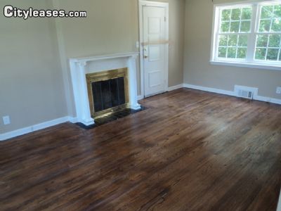 Building Photo - 6840 Holmes Rd