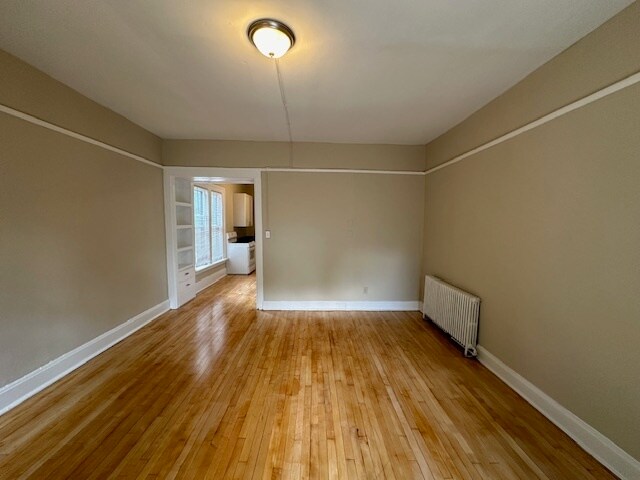 Foto del edificio - 2943 N Bartlett Ave