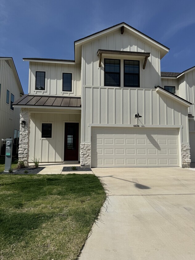 Foto principal - 6634 Abode Ave