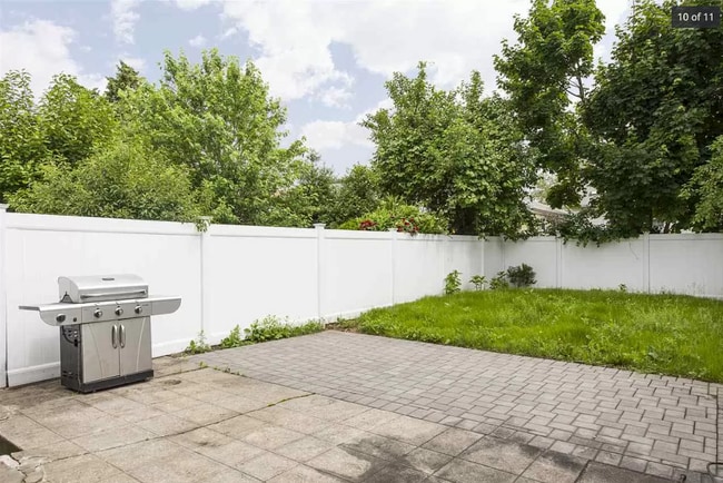 Building Photo - 286 Clendenny Ave