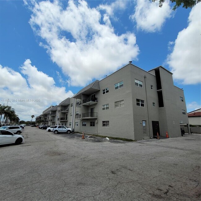 Foto del edificio - 5100 SW 41st St