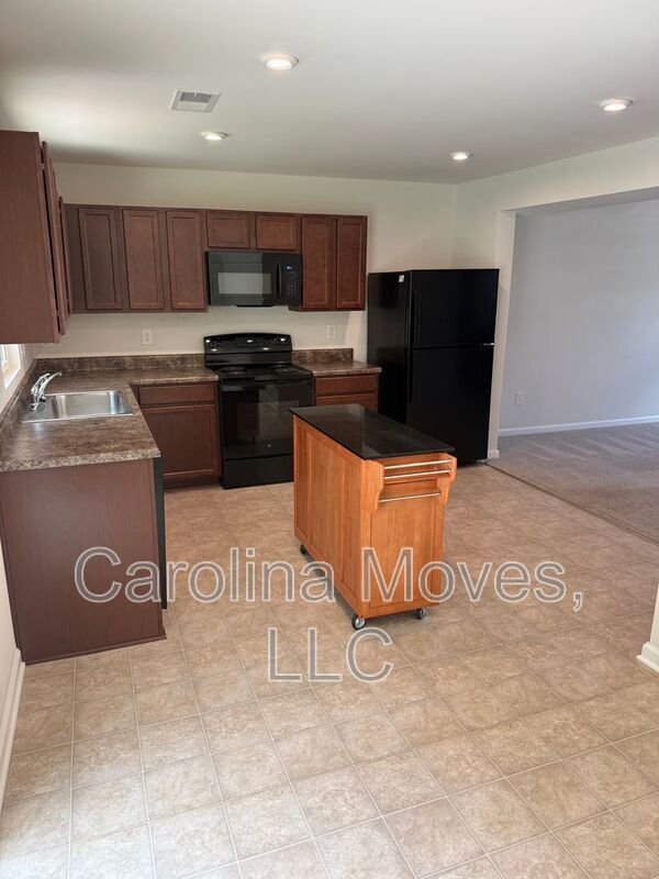 Foto del edificio - 126A Fernside Ct