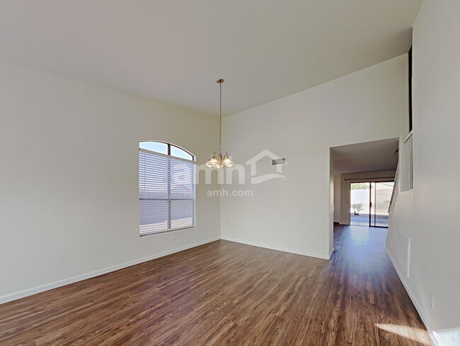 Building Photo - 9824 E Onza Ave
