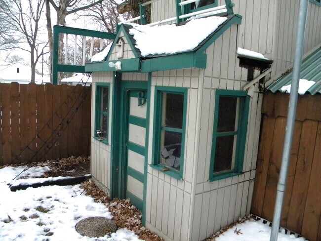 Foto del edificio - 4046 Washburn Ave N