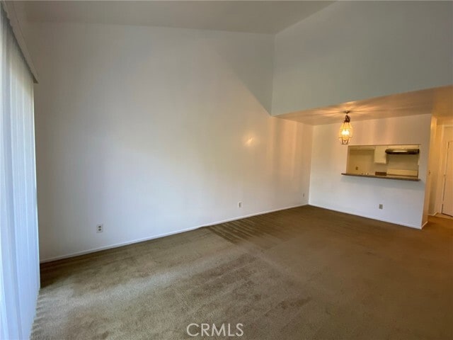Foto del edificio - 330 N Chapel Ave