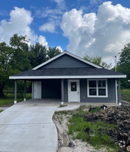 Building Photo - 3208 Bourland St